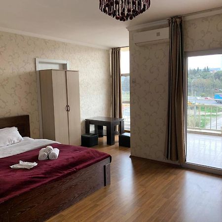 Hotel Like Tbilisi Bagian luar foto